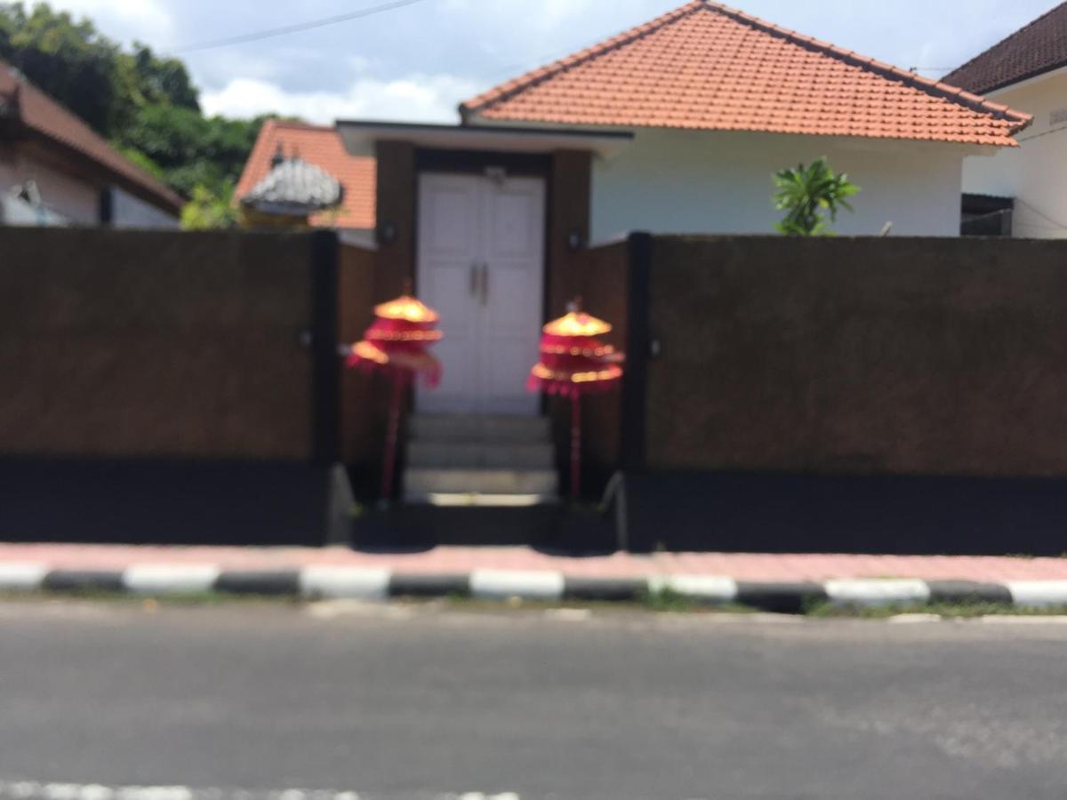 Queen Guest House Tulamben Exterior foto